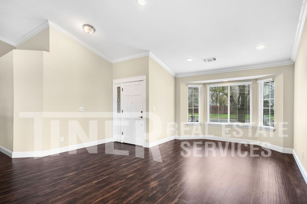 9475 Kirkcady Dr - Photo 3 of 23