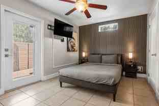 202 N Fremont Ave #A - Photo 1 of 1