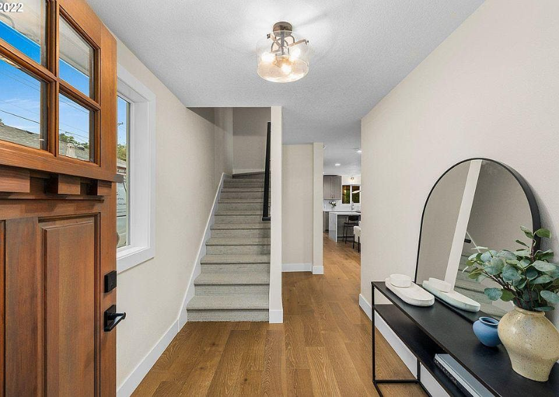 514 Se 42nd Ave #A - Photo 3 of 23