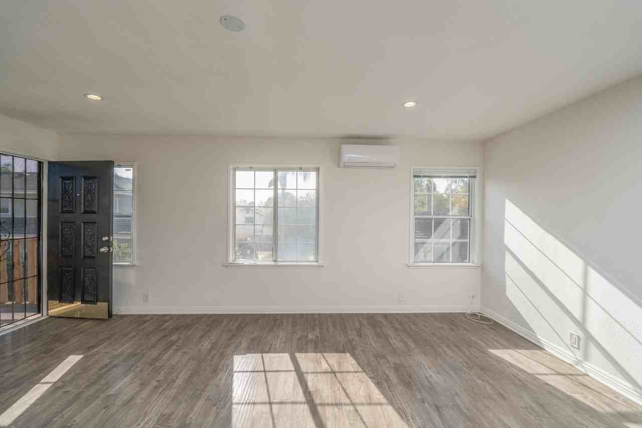 1411 1/2 S 8th Ave - Photo 6 of 20