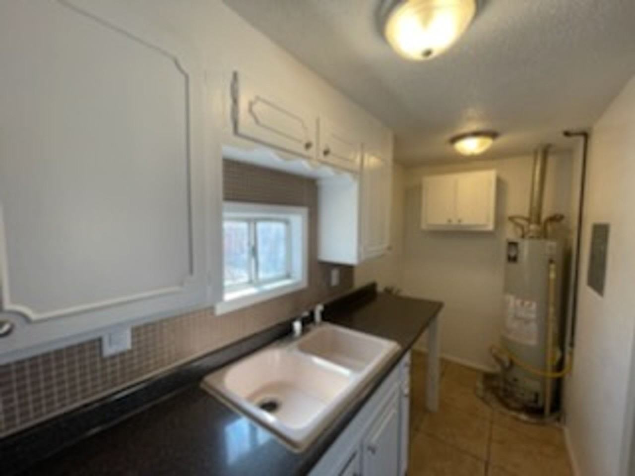 3113 NW 1st - Photo 4 of 8