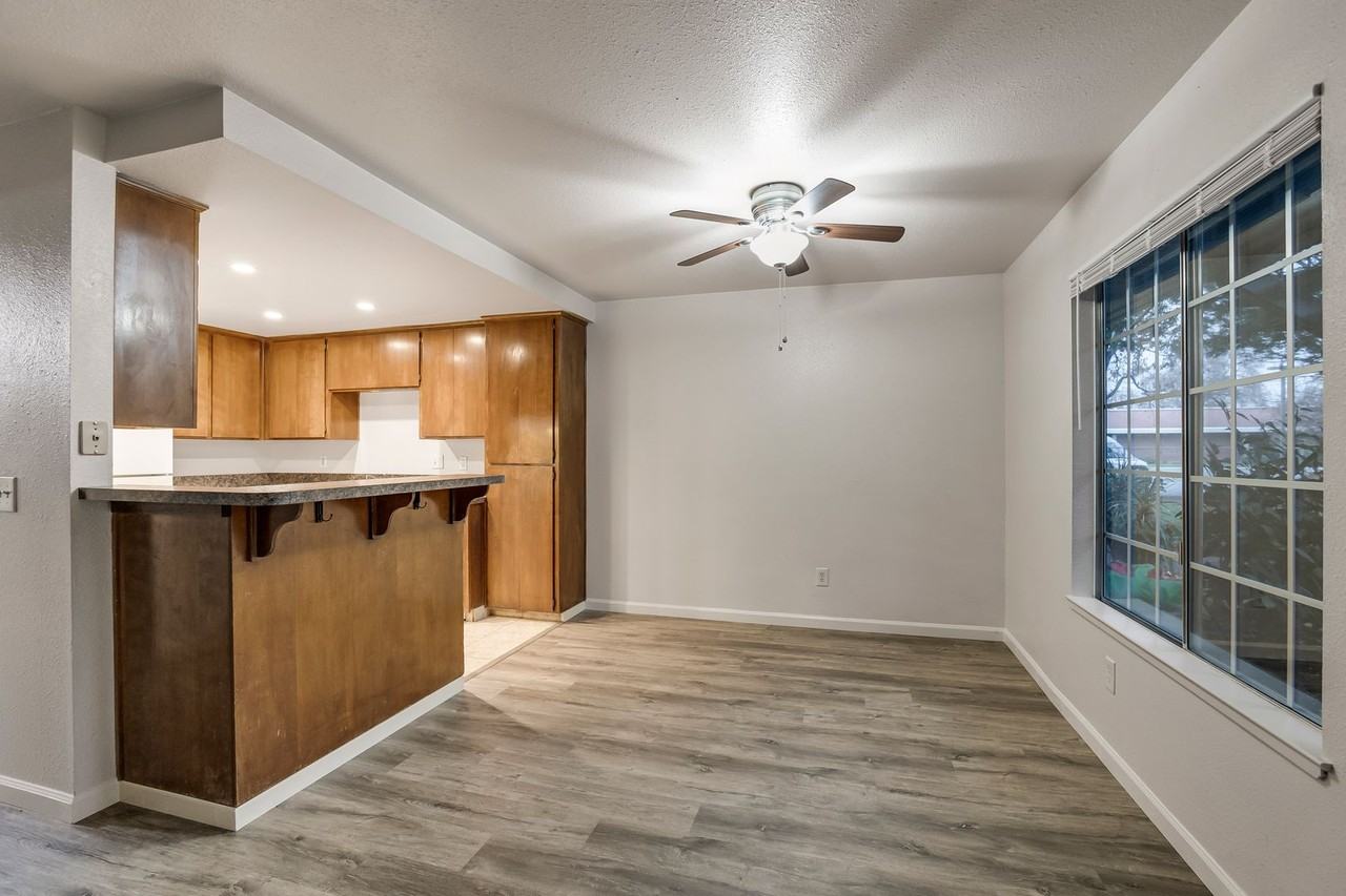 Sherman Village Apartments - Photo 3 of 15