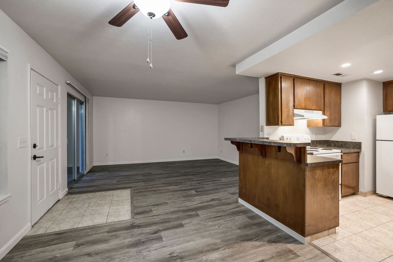 Sherman Village Apartments - Photo 5 of 15