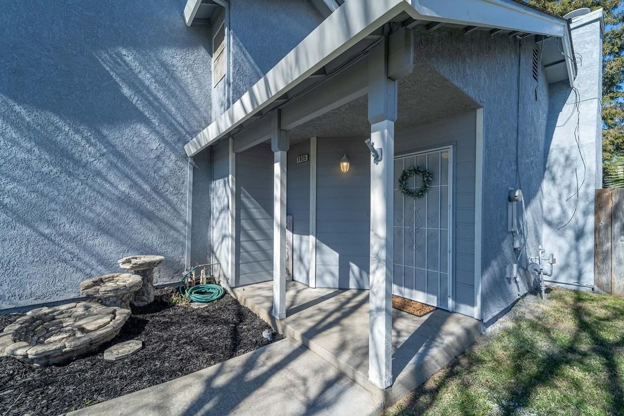 1925 Spice Ct - Photo 2 of 25