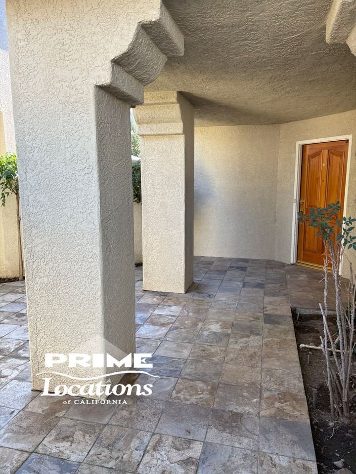 1508 Palatia Dr - Photo 2 of 9