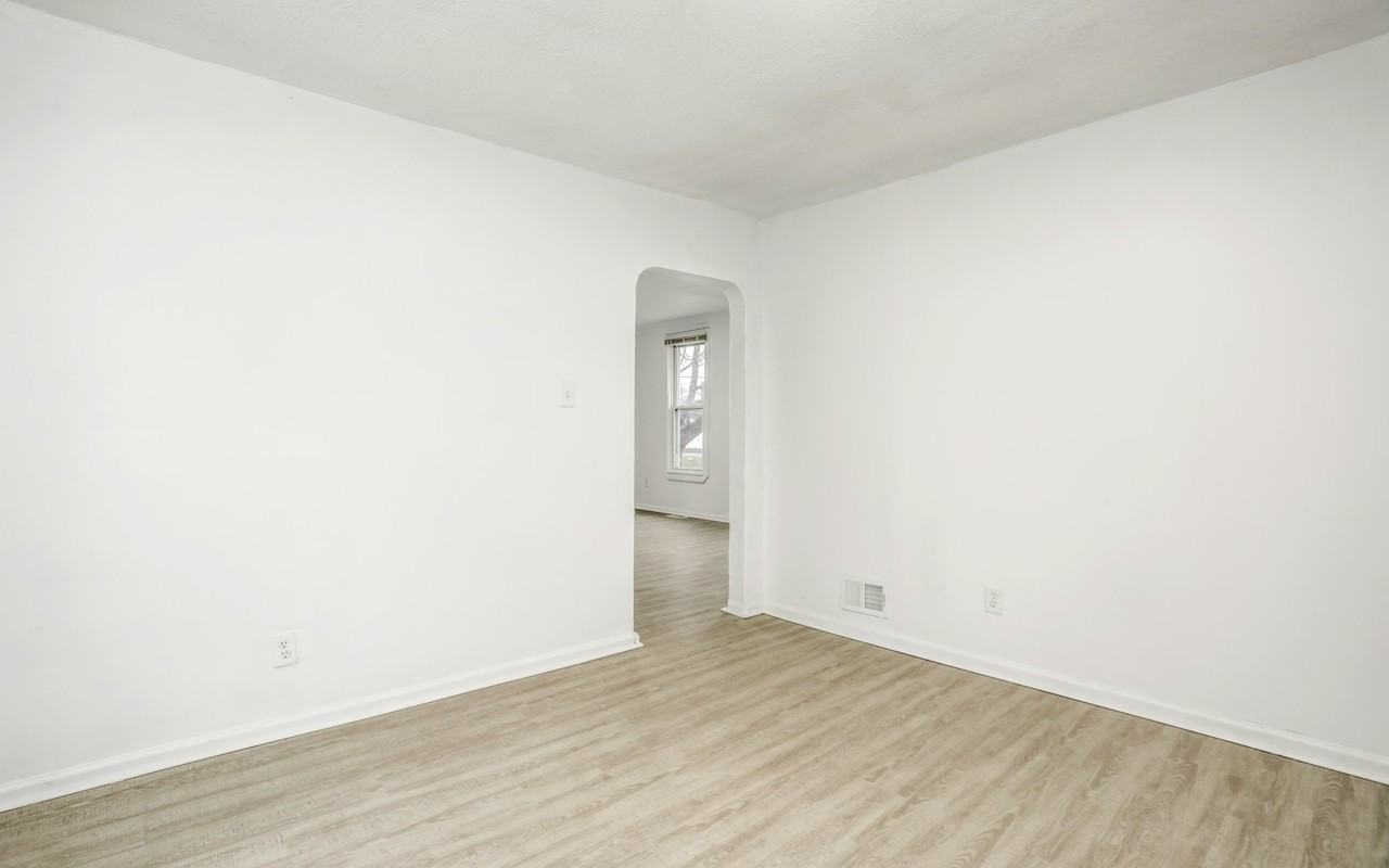 57 Oak Street - Photo 7 of 14