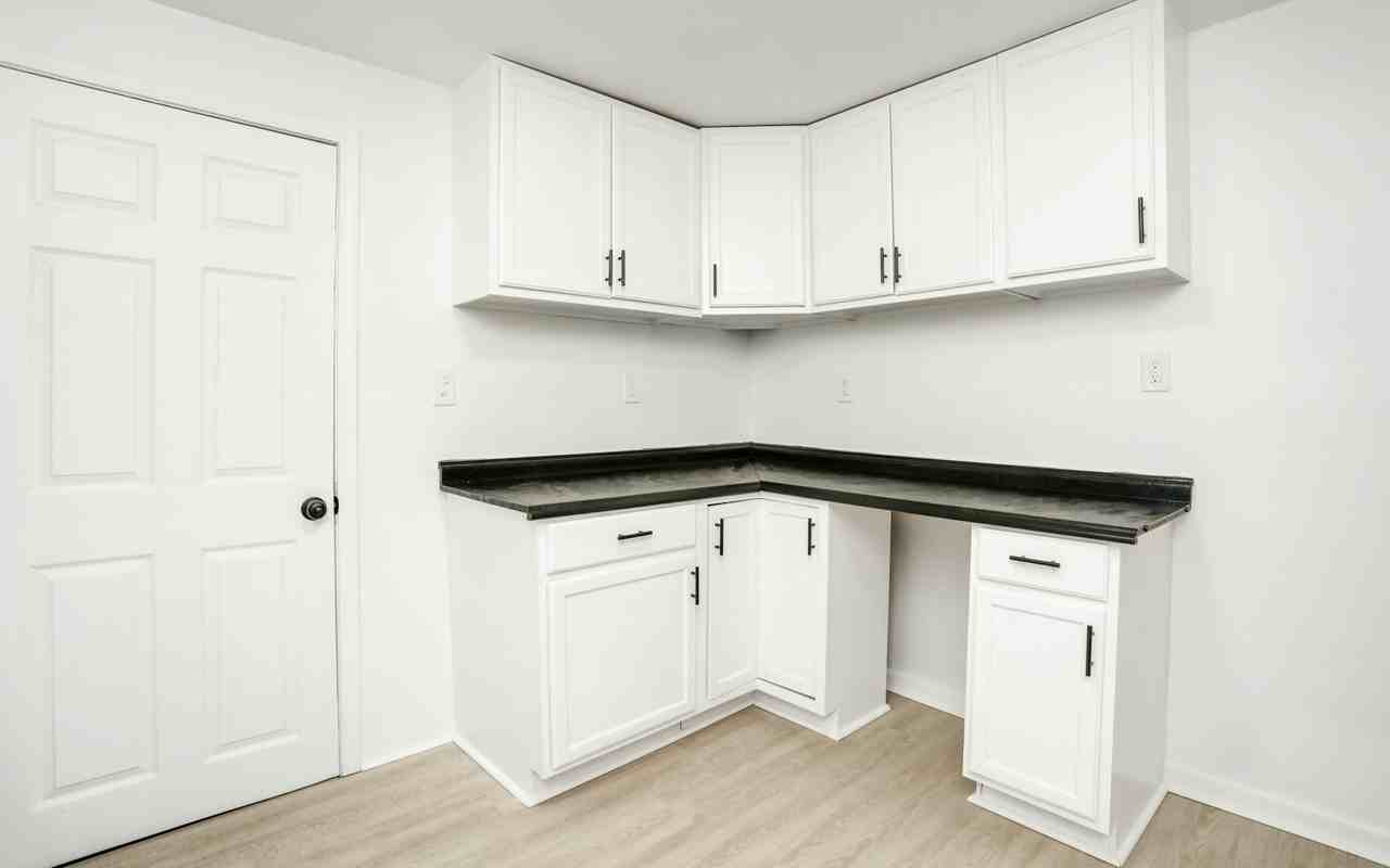 57 Oak Street - Photo 5 of 14