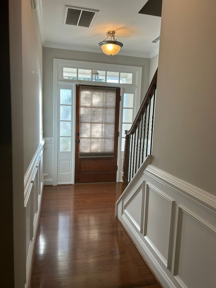 1313 Foxglove Dr #1313 - Photo 2 of 14