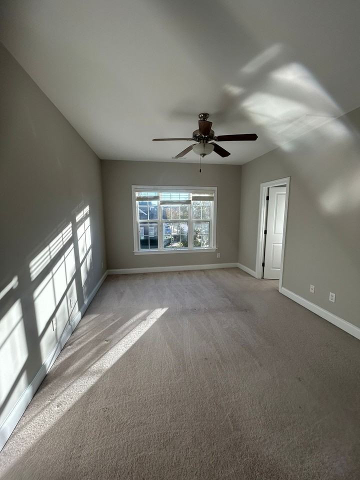 1313 Foxglove Dr #1313 - Photo 7 of 14