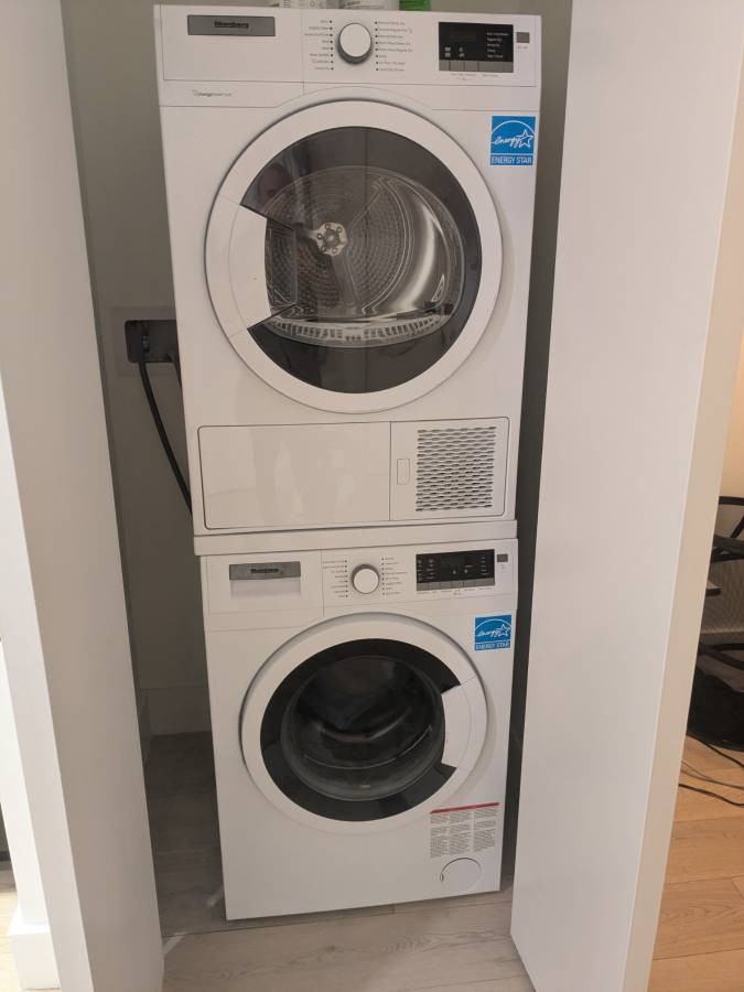 834 Pacific St #609 - Photo 3 of 5