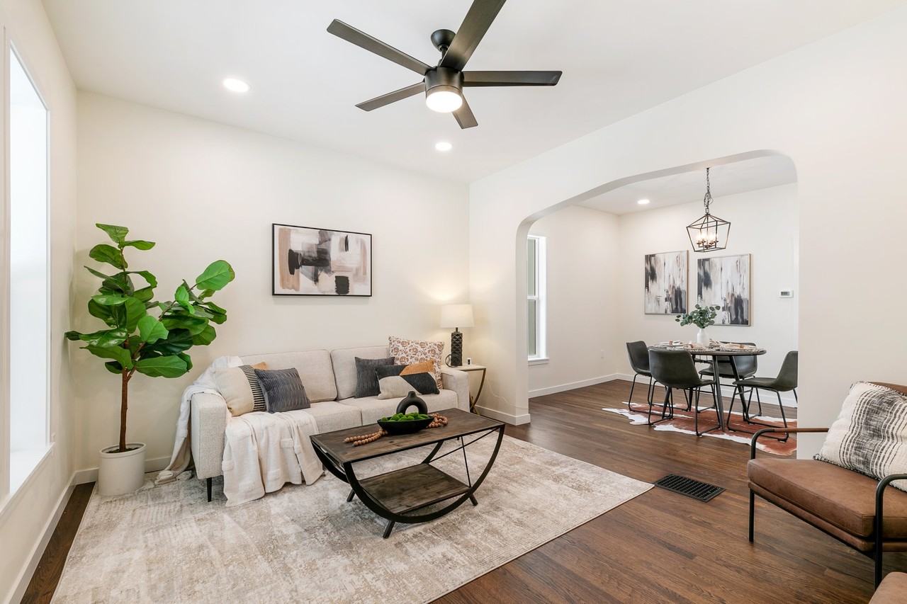 227 N Walnut St #NA - Photo 2 of 22