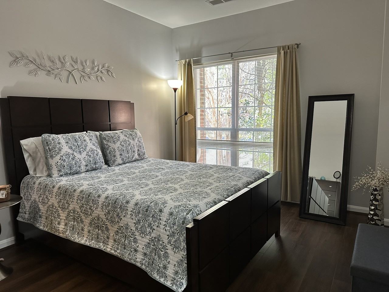 4850 Eisenhower Ave #121 - Photo 6 of 19