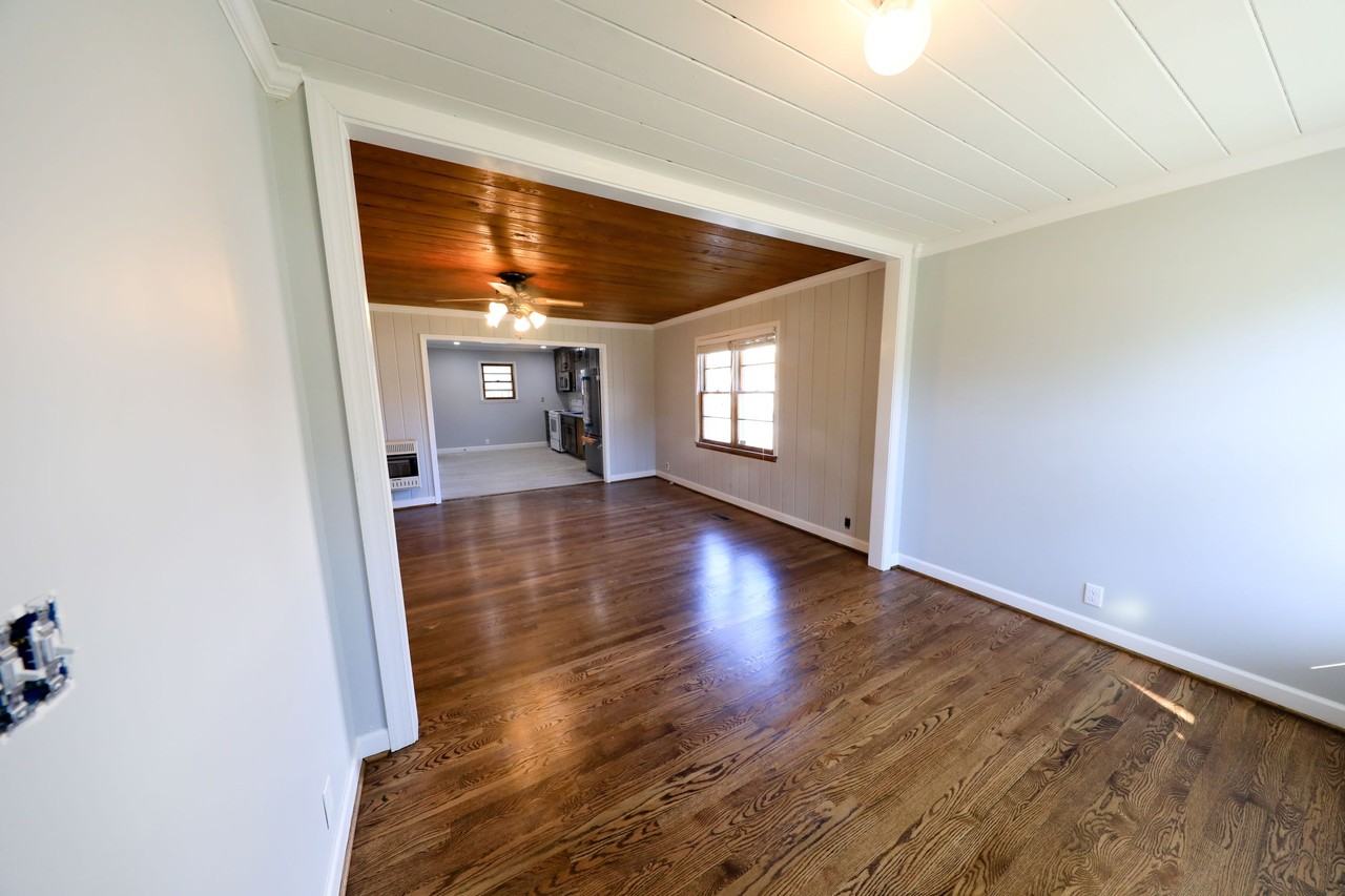 207 Lilac Ave #NA - Photo 4 of 8