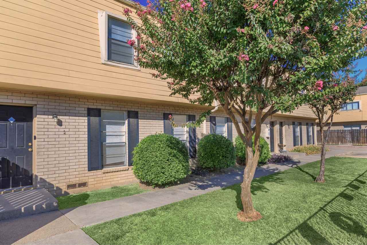 Valley View - DFW - Photo 3 of 26