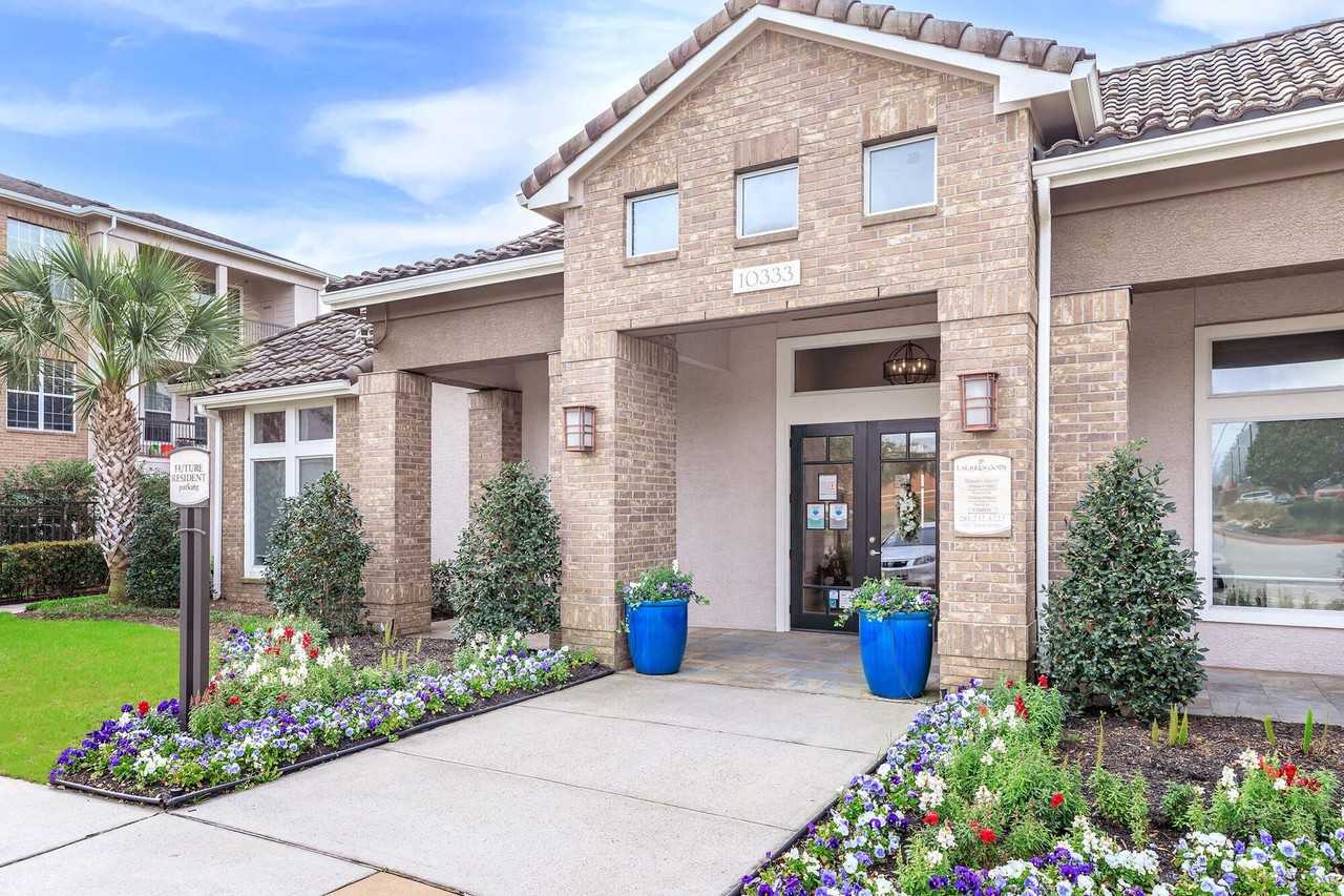 Woodland Point - Photo 2 of 30