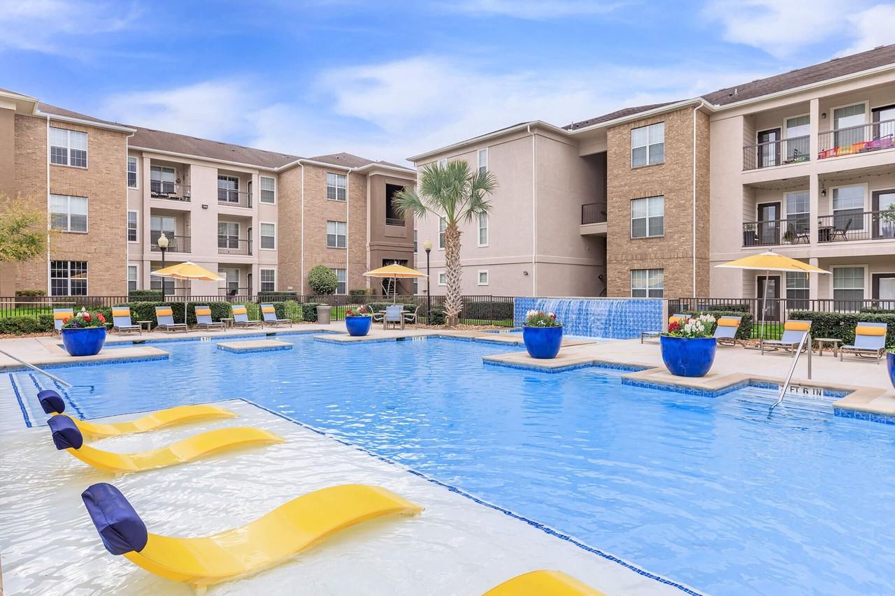 Woodland Point - Photo 7 of 30