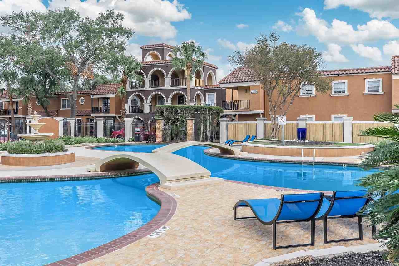 Trafalgar - Photo 3 of 24