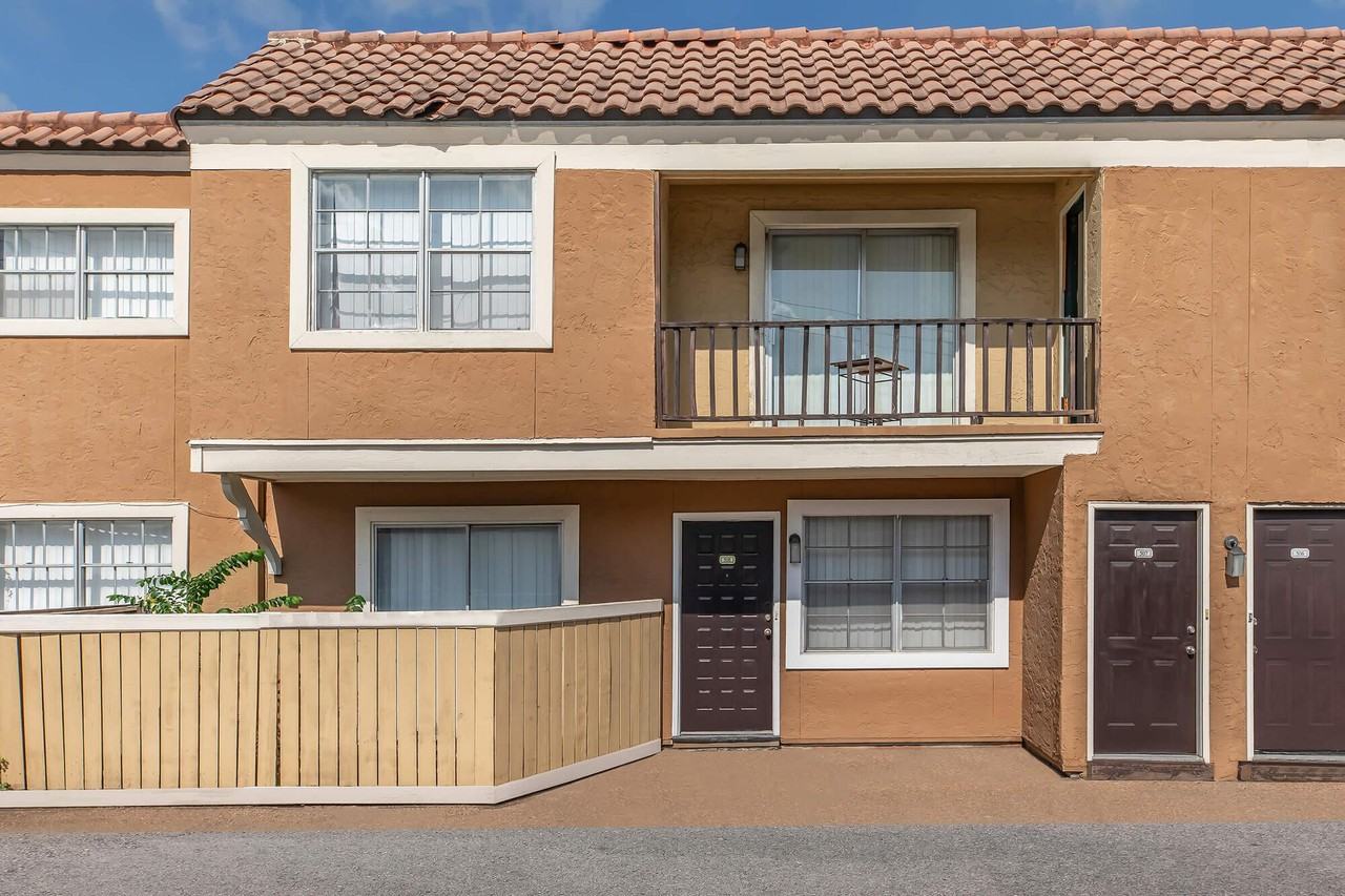 Trafalgar - Photo 6 of 24