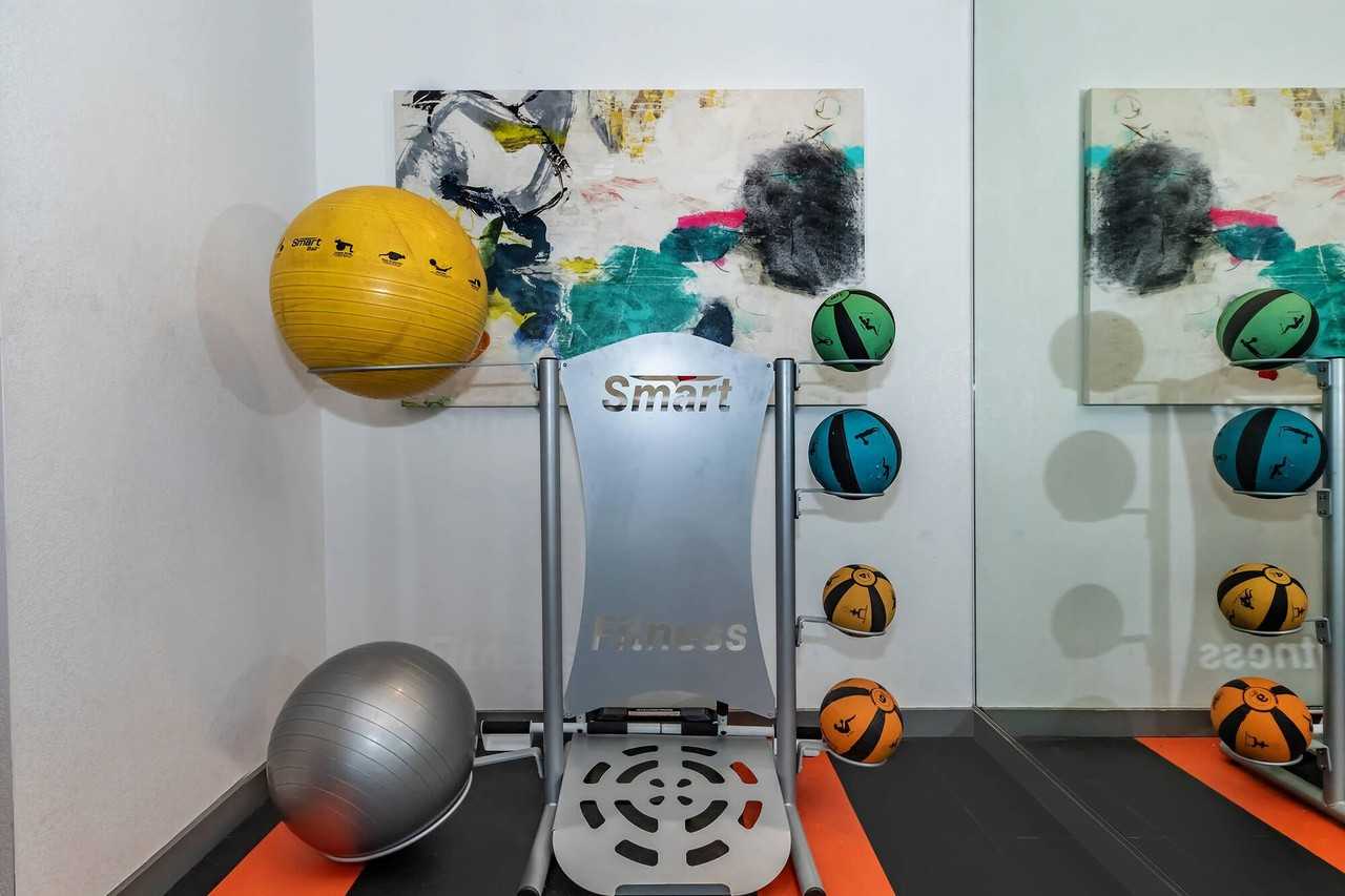 Vivid - Photo 6 of 23