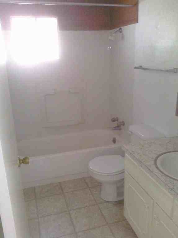 300 N. Garden St - Photo 3 of 7