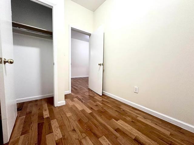 4441 Broadway - Photo 3 of 6