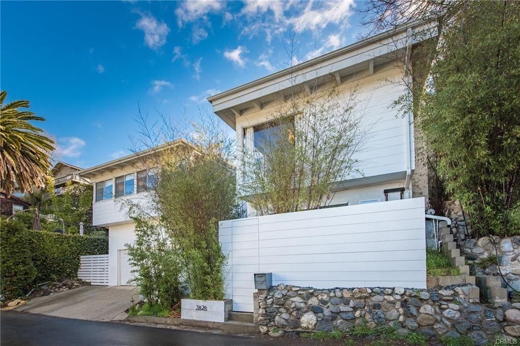2828 Pacific View Trl - Photo 3 of 24