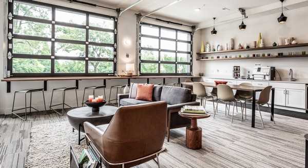 Poste Apartments - Photo 7 of 29