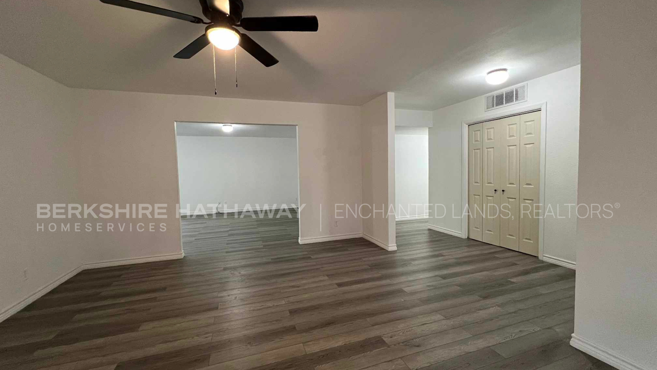 1420 N Country Club Cir - Photo 3 of 10