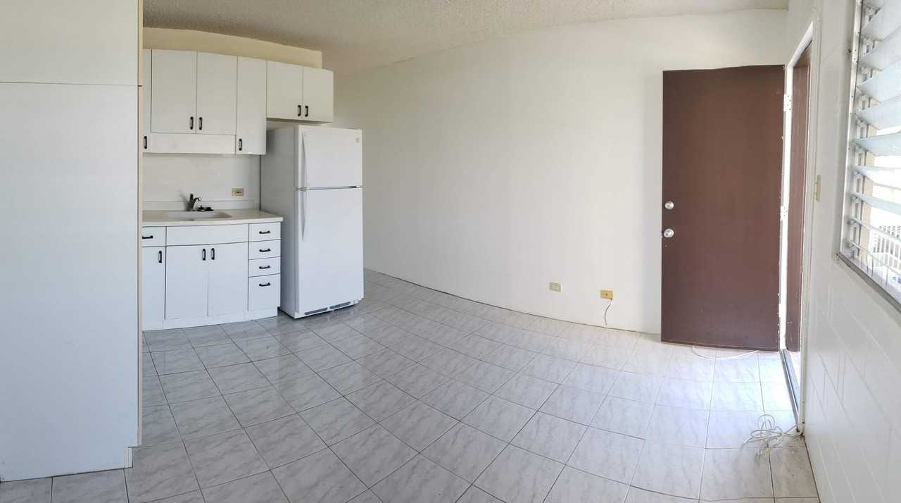2122 Lime St #303 - Photo 3 of 8