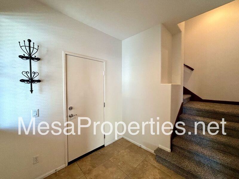12368 Claredon Dr #6 - Photo 6 of 34