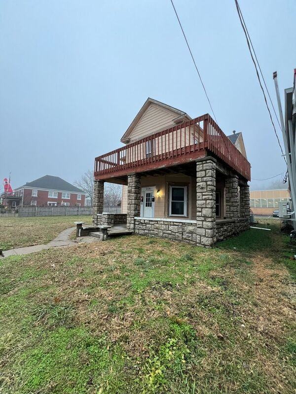 510 S Kansas City Ave Lowr - Photo 2 of 33