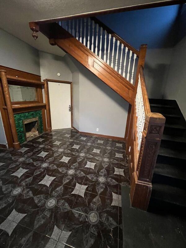 510 S Kansas City Ave Lowr - Photo 3 of 33