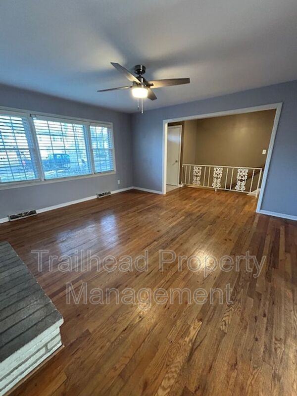 7411 Ash Ave - Photo 5 of 34