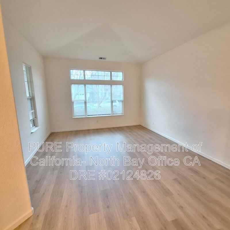 1887 Mallard Ln - Photo 4 of 19