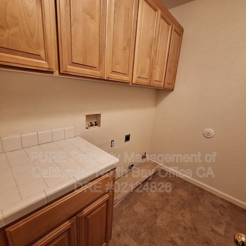 1887 Mallard Ln - Photo 7 of 19