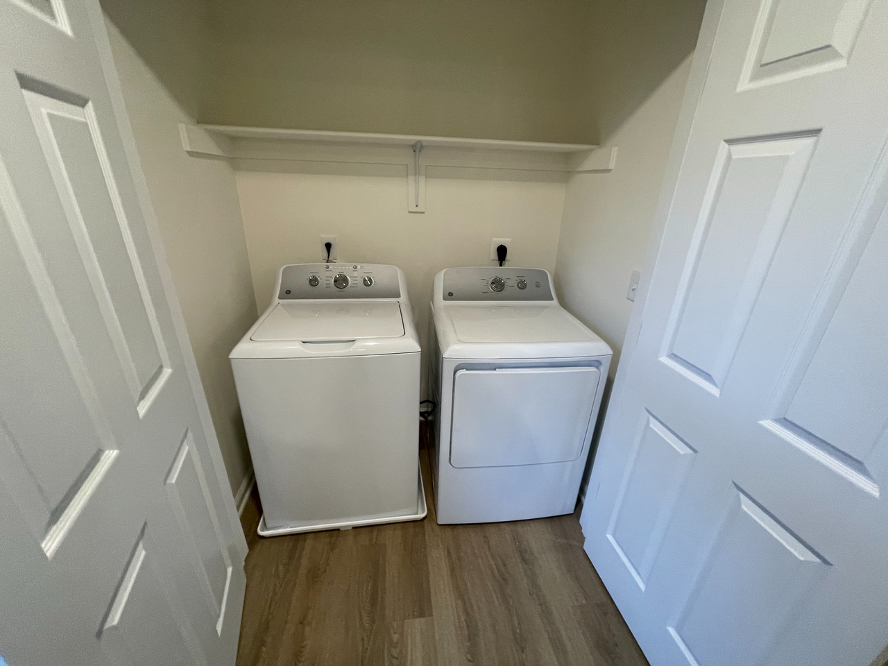 505 N West St - Photo 3 of 38