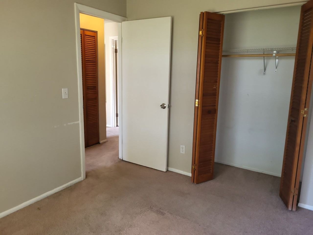 2324 S Sandburg Pt - Photo 7 of 13