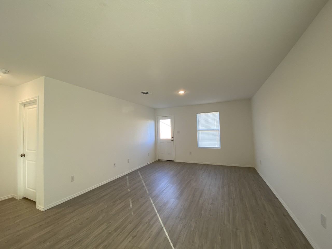 124 Horseshoe Trl - Photo 2 of 12