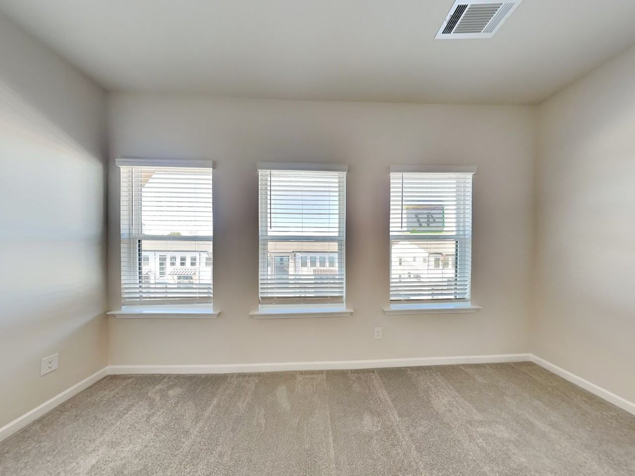 321 Sammon Way - Photo 7 of 22