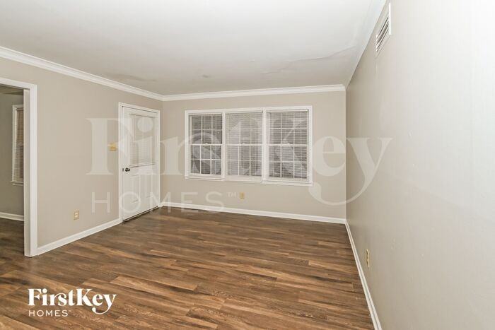 4983 Loch Lomond Rd - Photo 3 of 16