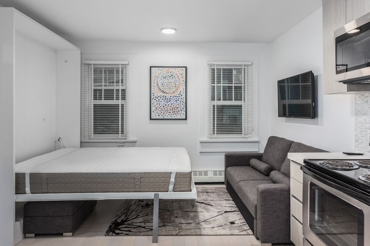 1425 Haro Street #105 - Photo 3 of 15