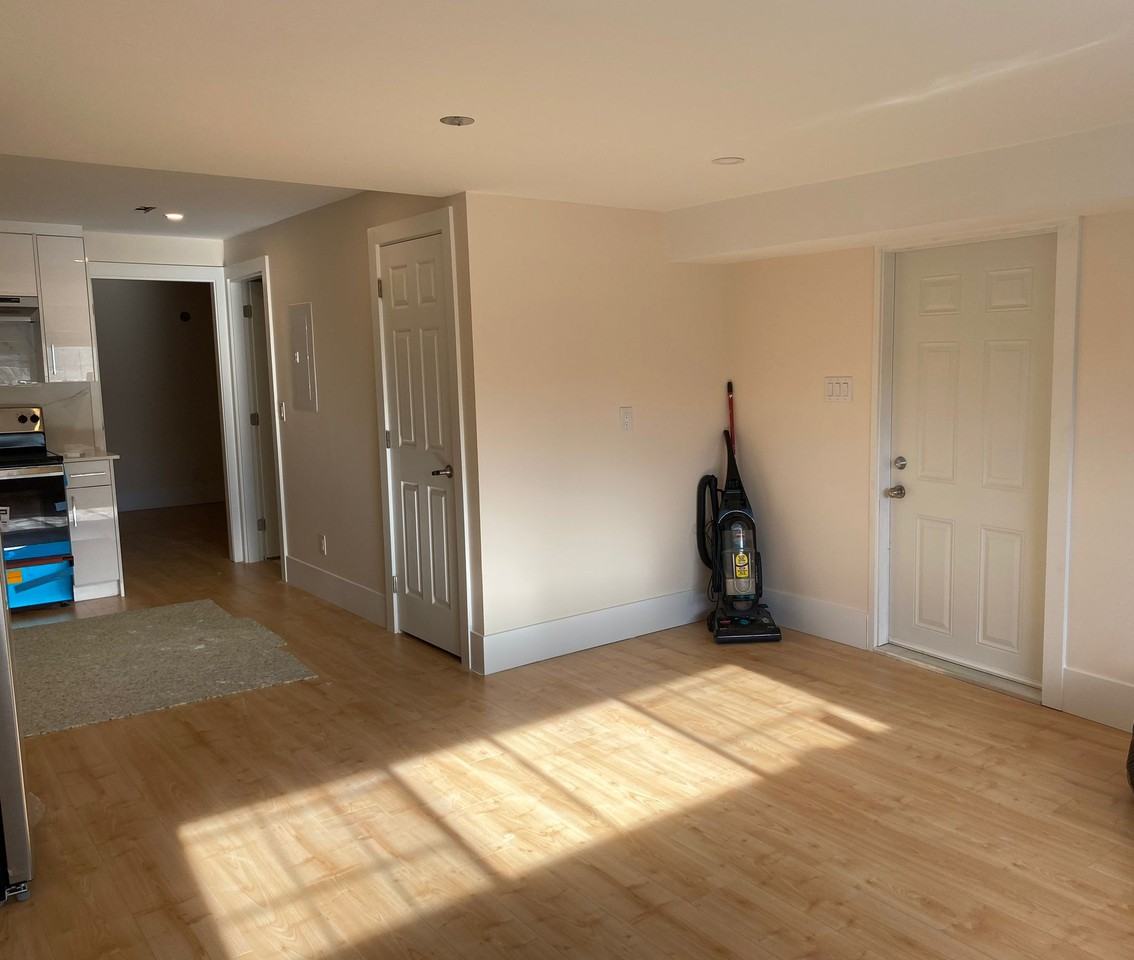 2635 Sandstone Crescent - Photo 3 of 9