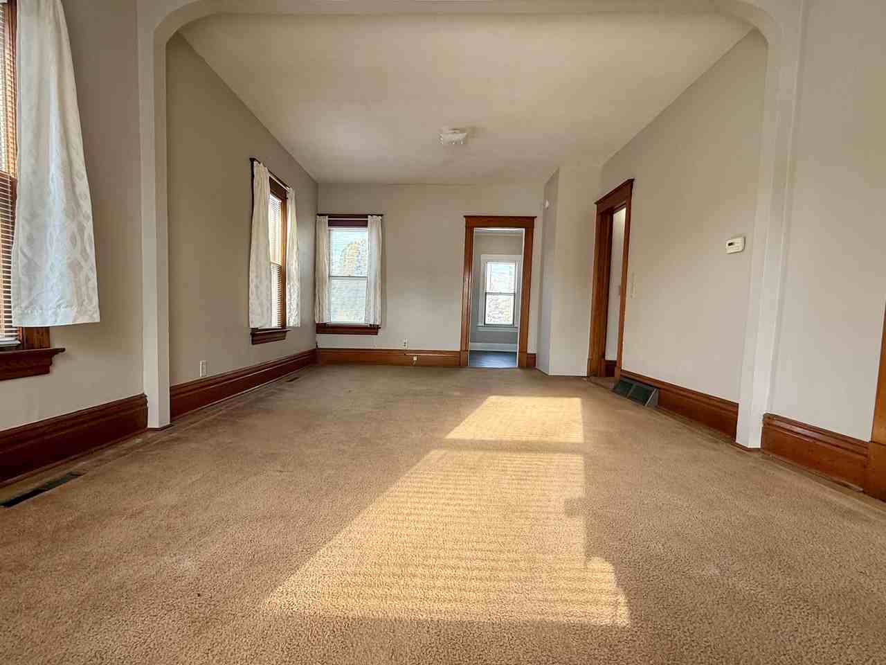 107 Clark Street - Photo 5 of 20