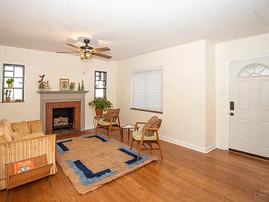 6238 Corbly Rd - Photo 2 of 14