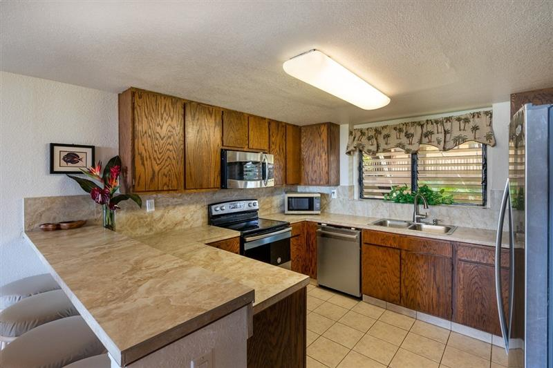 1661 Peʻe Road - Photo 7 of 18