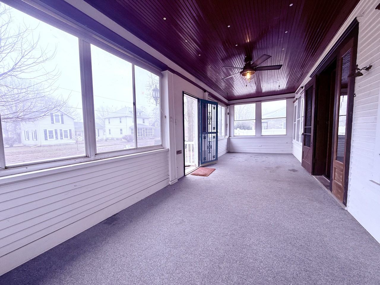 404 2nd Street Southwest - Photo 3 of 39