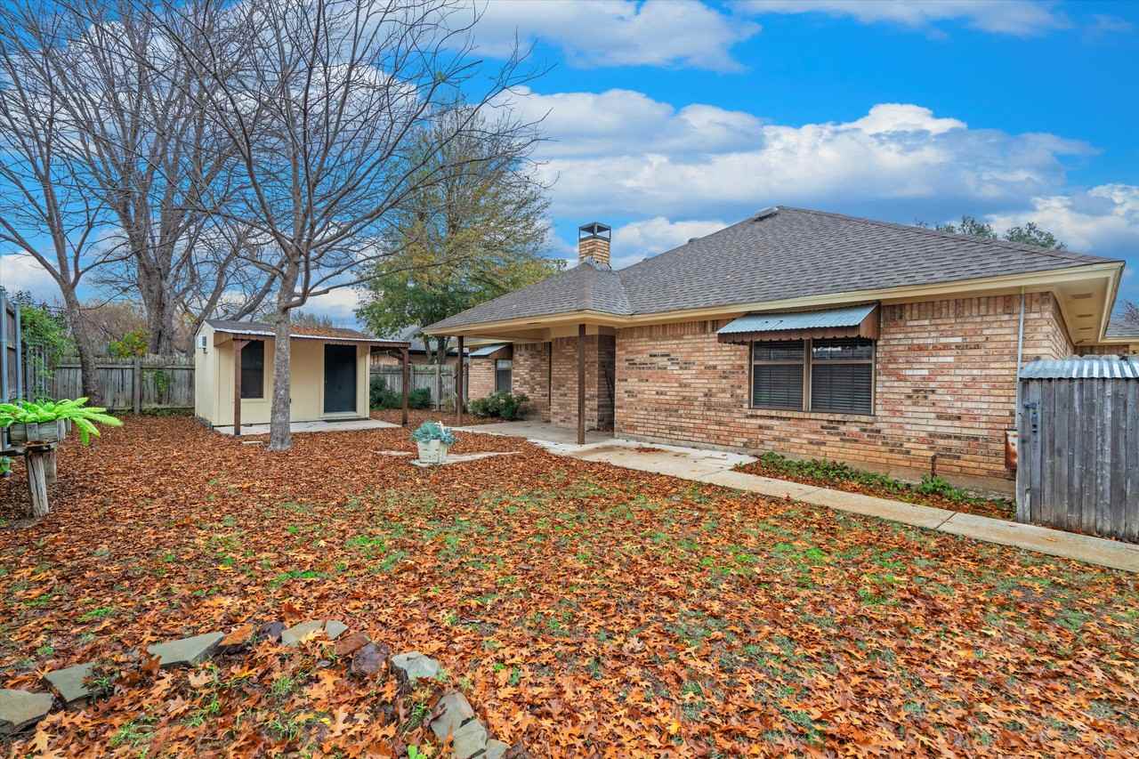 2007 Harwell St #NA - Photo 2 of 13