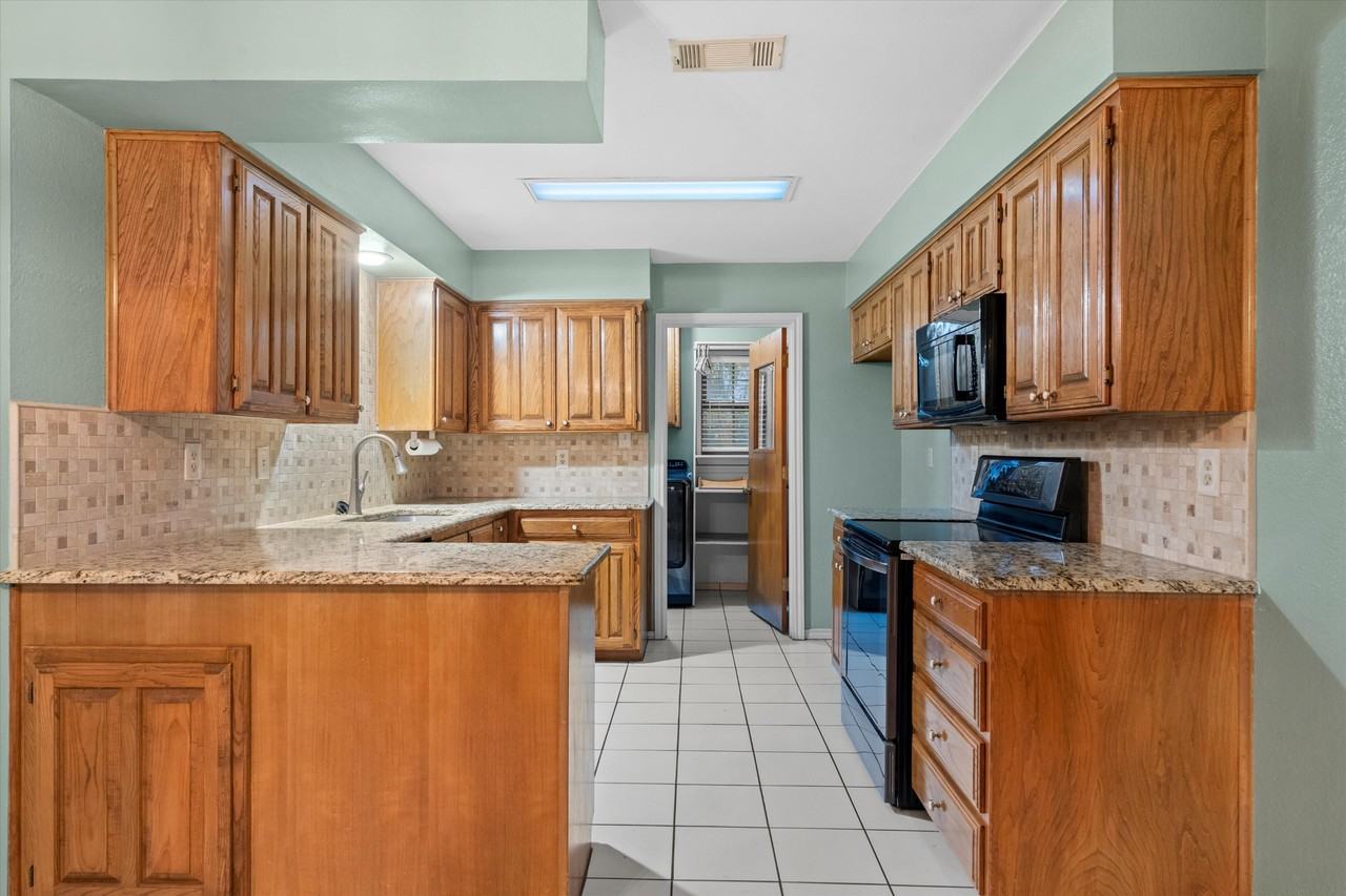 2007 Harwell St #NA - Photo 3 of 13