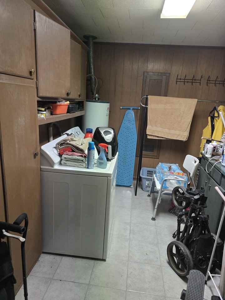 204 Swan Ave #NA - Photo 2 of 7