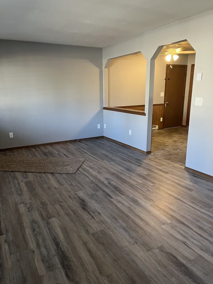 307 E Green Meadow Dr #NA - Photo 3 of 8